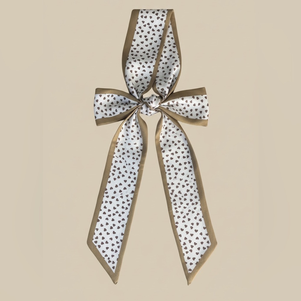 🎀Brown & White Heart Pattern Chic Twilly | Versatile Hair, Neck, or Bag Scarf